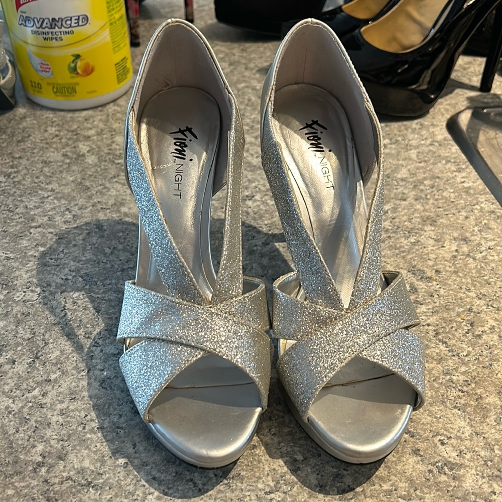 Fioni heels